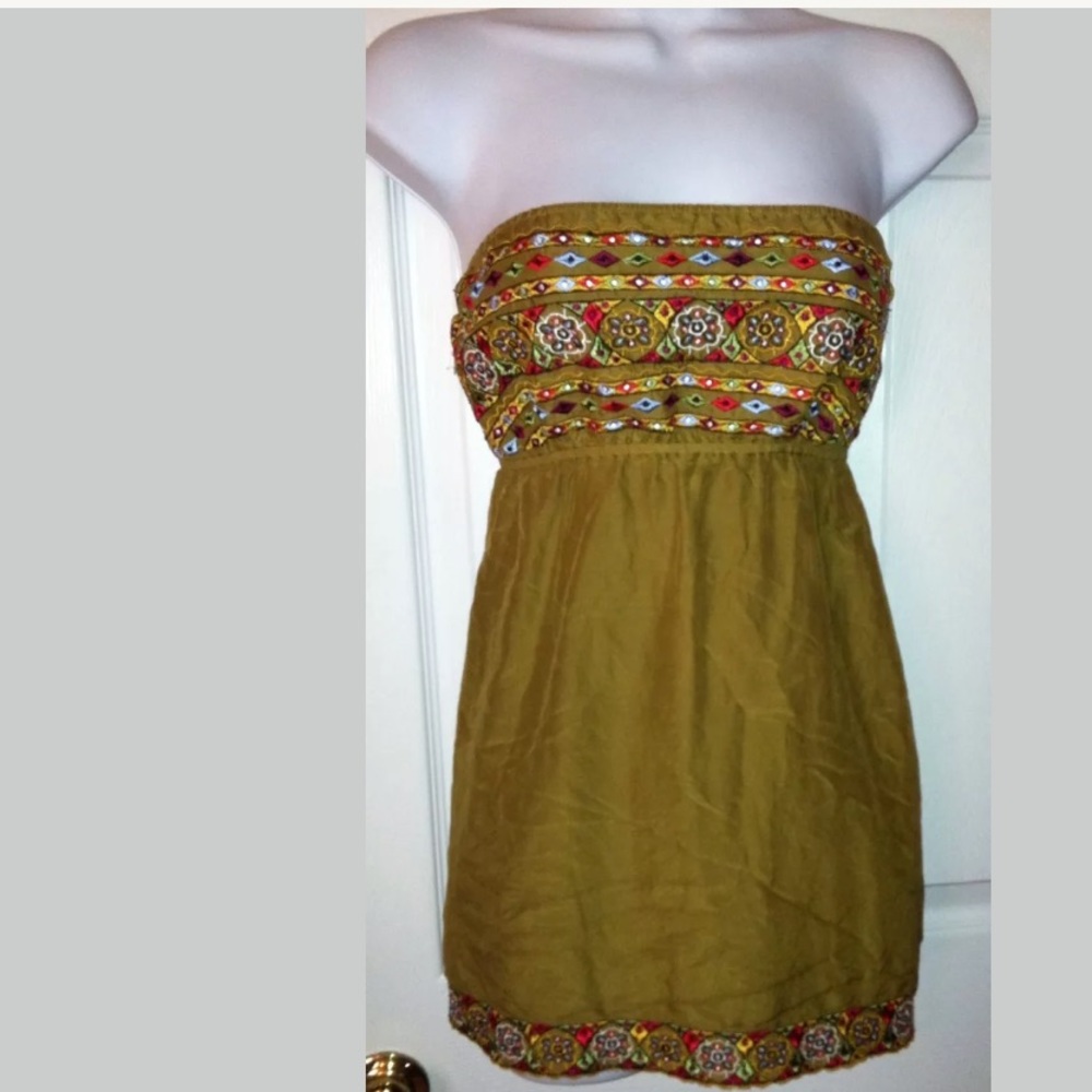 THEME STRAPLESS Top Shirt Embroidered Green Shirt